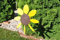 Full Bloom 14 inch Spinning Daisies (Pack of 9) Beloit Plastics Lawn Pinwheels, 29" Tall Pinwheel and Wind Spinners, Garden, Party Pinwheel, Flower Spinner, for Patio, Lawn & Garden