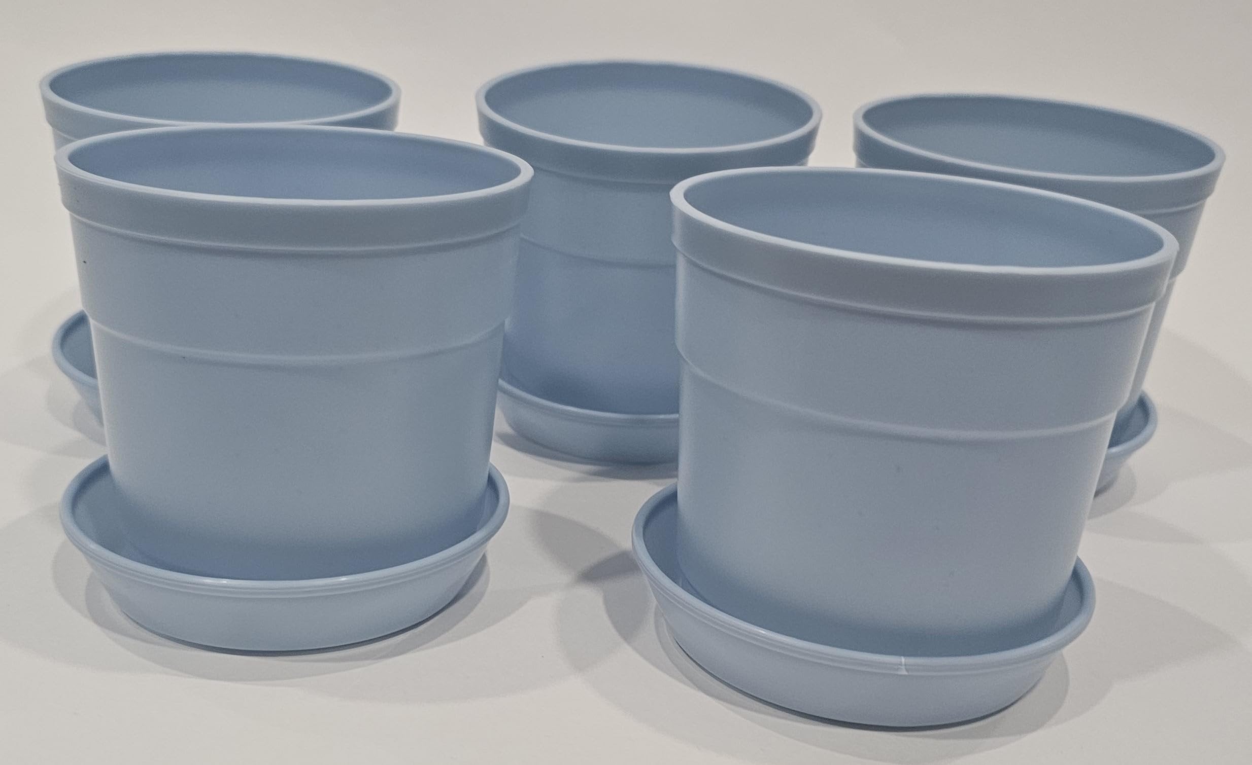 Austin Planter Plastic Flower Pot with Saucer less than 6 inch
